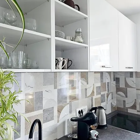 With A Parking Space Apartment *